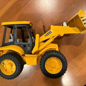 LIMITED EDITION JCB 4CX BACKHOE LOADER TOY CONSTRUCTION TRUCK